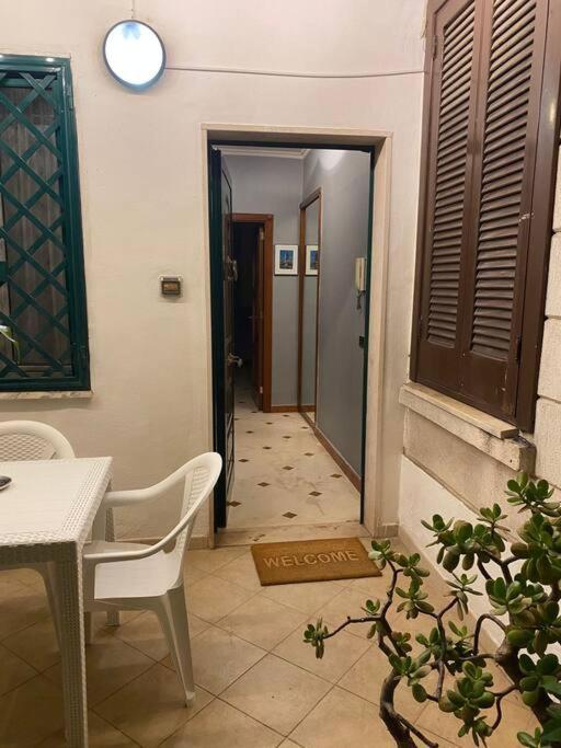 Appartement Enry Station House à Bari Extérieur photo